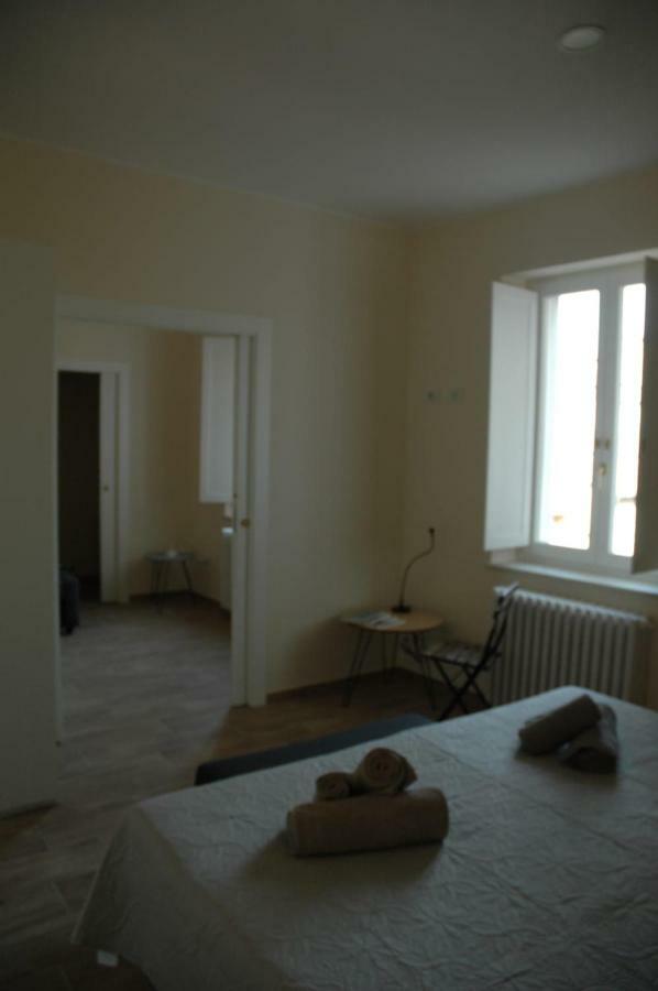 Hotel Via Barocci 34 Urbino Exterior foto
